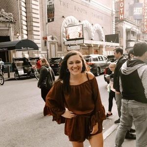 Meet your Posher, Alex